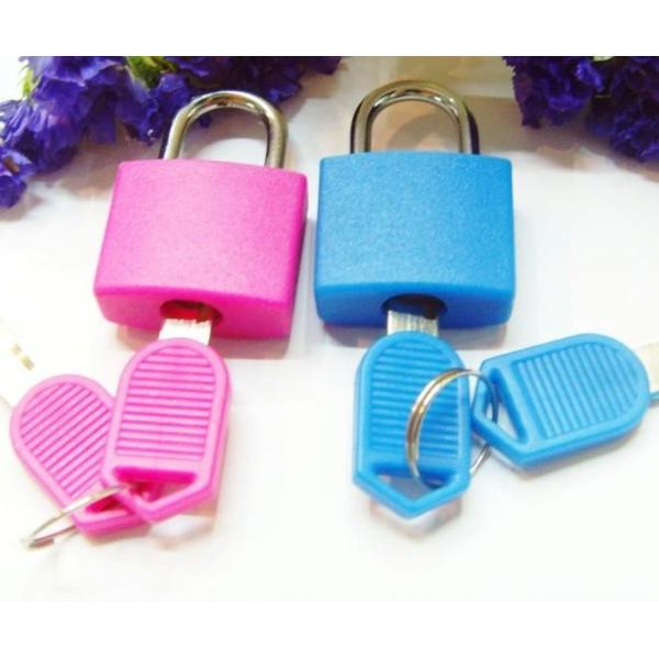 Buy cheap 20MM Mini Plastic Lock/Bag Lock/20MM Mini Lock from wholesalers