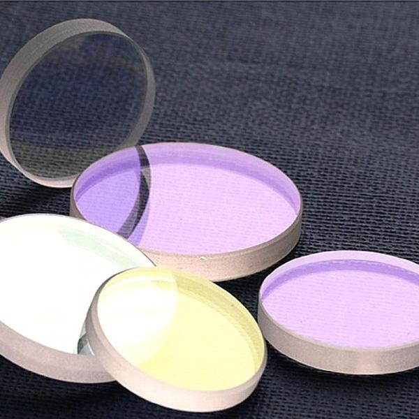 Buy cheap A5 Sheet Polarizer RG715 Optical Glass Filters 5mm To 200mm from wholesalers