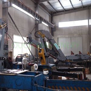 Buy cheap 0.6T Telescopic Boom 8m Deck Pedestal Marine Cranes from wholesalers