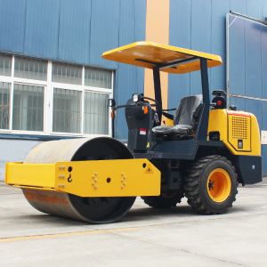 Buy cheap High Operating Efficiency Single Drum Roller Compactor Vibratory Soil Roller For Sales from wholesalers