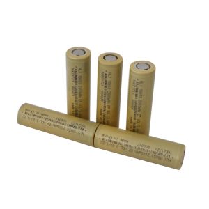 Rechargeable 2000mah Lithium Ion Cell , 3.6V 18650 Lithium Battery