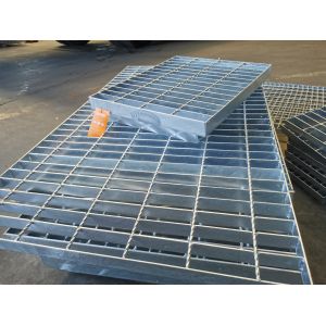 Buy cheap Anti Slip Perforated Stair Treads Steel Grating Hot Dip Galvanized 65X5mm from wholesalers