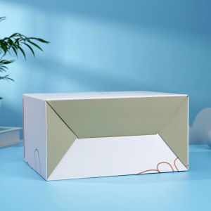 Custom Luxury Logo Printed Eco Friendly Tuck End Gift Packaging Box Made of