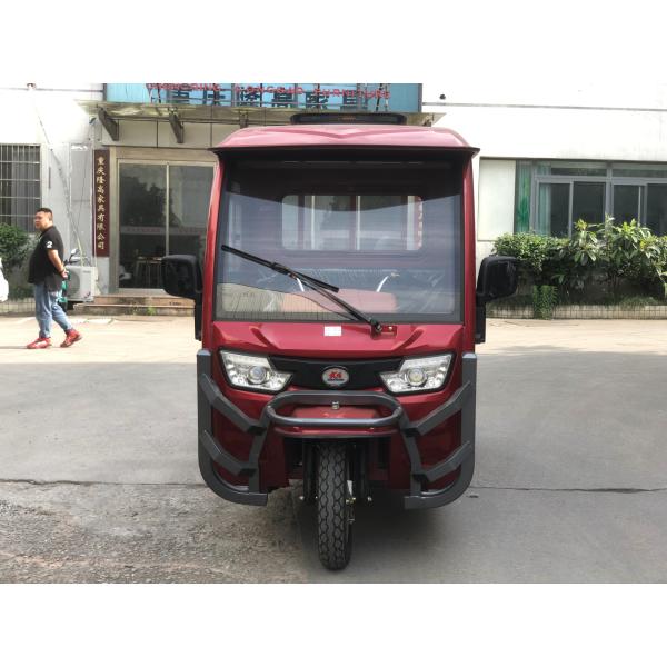 1500w Electric Cargo Tricycle with Enclosed Body High Displacement and Red Color Made