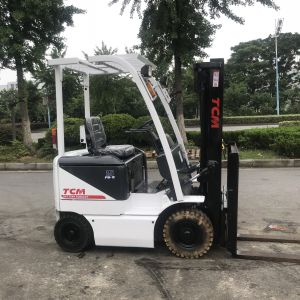 Buy cheap TCM 15 Used Electric Forklift With 3m 1.5Ton Lifting Machine With Core Engine Component Powerful Battery from wholesalers