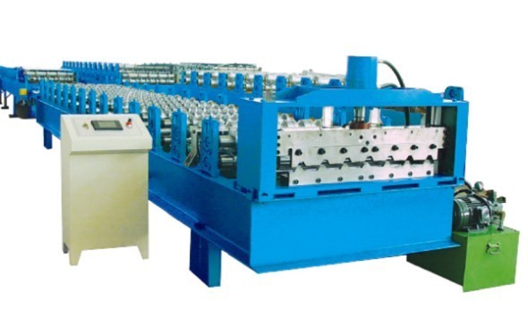 Buy cheap Customized Metal Roof / Wall Cold Roll Forming Machinery With SGS certificate from wholesalers
