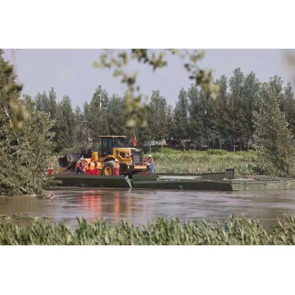 Quality Tracked Load 72t Military Pontoon Bridge Emergency Equipment for sale