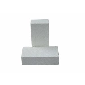 Buy cheap Stove Lining Mullite Insulating Brick Lightweight Insulating Fire Bricks from wholesalers