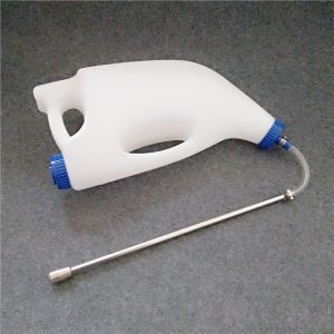 Buy cheap Adjustable Rotation 3L-4L Calf Oral Syringe Drencher For Calves With Easy Disassembly And Cleaning from wholesalers