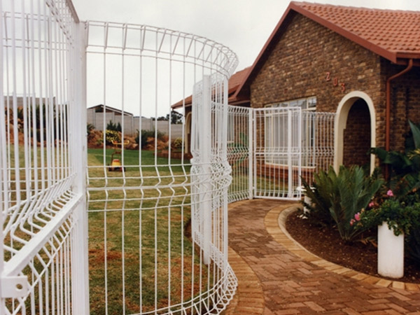 Home Garden Powder Coated Metal Welded Roll Top BRC Fencing