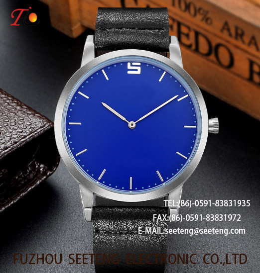 Quality wholesale customization Pu watch Blue  Round dial  alloy case  quartz watch fashion watch concise style  elegant style for sale