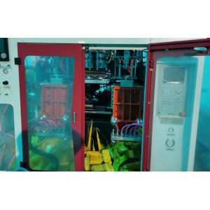 Three Layer HDPE 1L Lubricant Bottle Blow Molding Machine MP70D-2 With View