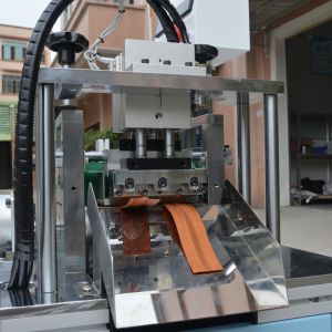 Buy cheap 110V 20Khz Zipper Cutting Machine 2200pcs/Hour Ultrasonic Welding Incision from wholesalers