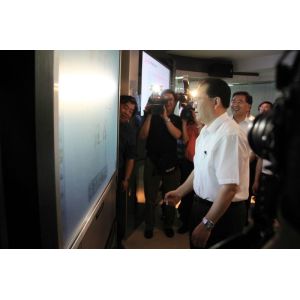 Buy cheap Intuitive Drawing Whiteboard Innovative Whiteboard Display With 8ms Response Resolution based on Projector from wholesalers