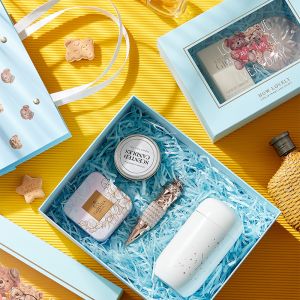 Buy cheap Cute Cartoon Bear Gift Boxes - Windowed Transparent Packaging For Birthdays & Party Favors Adorable Present Boxes For Gifts & Giveaways from wholesalers