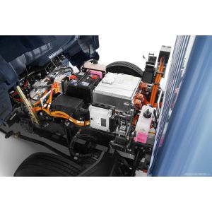 Buy cheap 4.5t 4.2m Electric Van Truck 4x2 Automatic All Electric Cargo Van from wholesalers