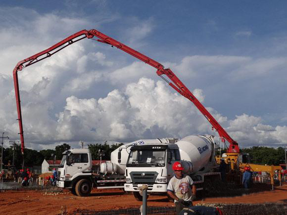 Buy cheap G15ZZ 15m3 14r/Min Transit Mixer Truck Road Construction Machinery from wholesalers