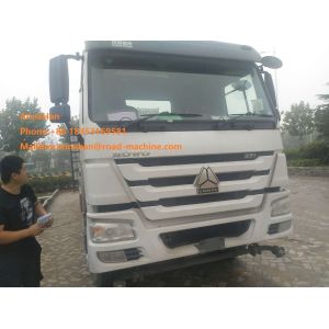 Buy cheap Large Liquid Tanker Truck , Sinotruk Howo7 Oil Tank Truck 20 - 25m3 With Pipe And Pump 6x4 from wholesalers