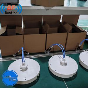 White Indoor High Gain VHF 698-4000MHz Omni Ceiling Antenna with Strong