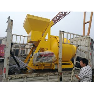 Buy cheap Diesel Engine Concrete Drum Mixer Aggregate Mixing Machine With Wheels from wholesalers