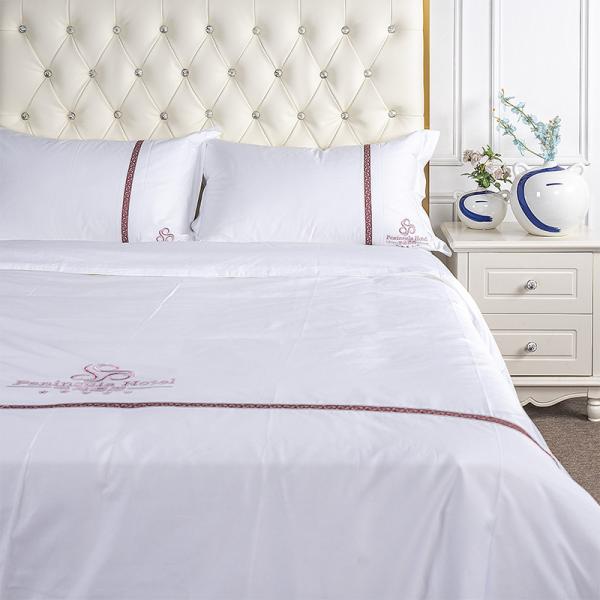 Quality Adult Satin White Linens Hotel Bedding Sets With Line for sale
