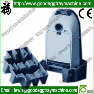 cup carrier plup moulding machine