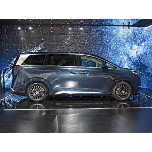 Buy cheap Denza D9 2022 EV 600 4WD Zunrong Version Large MPV Luxury New Car 5 Door 7 Seats from wholesalers