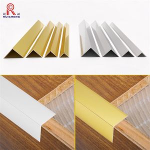 Buy cheap V Shaped Aluminium Angle Profile 75x75 Moisture Resistant UVproof from wholesalers