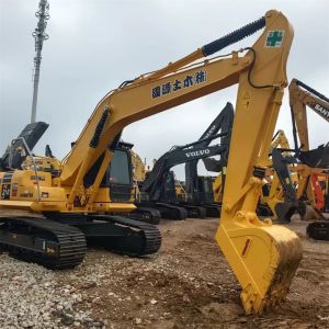 Buy cheap Secondhand PC210 Komatsu PC210LC Excavator 21 Ton Digger Medium from wholesalers