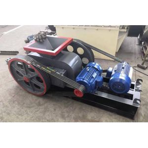 Double Roller Crusher Manufacturer High Pressure Hydraulic Smooth Crushing