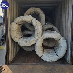 China Prison Enhanced Safety High Quality Galvanized 200m 500m Standard Size Farm Iron Barbed Wire Razor on sale