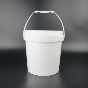 Buy cheap 18 Liter Plastic Oil Lubricant Bucket With Lids from wholesalers