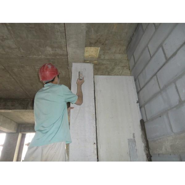 Structural Insulated Prefabricated Wall Panel For Commercial And Industrial