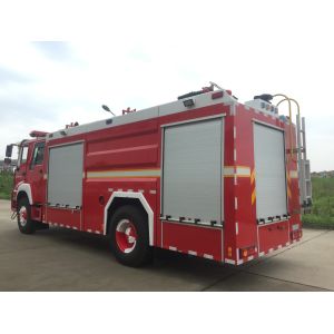 Buy cheap HOWO 196kw Forest Fire Engine 4x2 Type 6 Ton Foam Capacity With Double Cabin from wholesalers