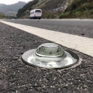 Buy cheap Road Safety Stud High Reflection Solar LED Glass Cat Eye Glass Stud Manufactured from wholesalers