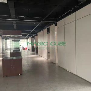 Exhibition Hall Modern fold Operable Partition 30kg/M2 And Easy Installation