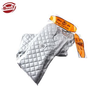 Buy cheap Baking Microwave Cotton Silver Oven Gloves Fireproof from wholesalers