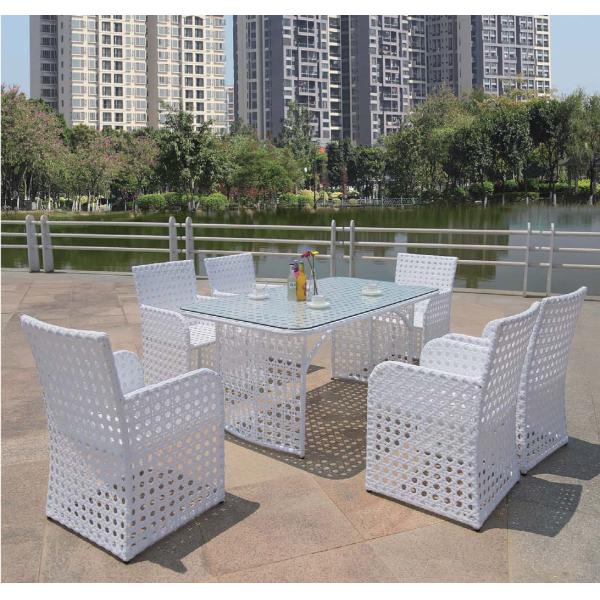 Quality YLX-RN-043 White Rattan Outdoor Chair and Table for sale
