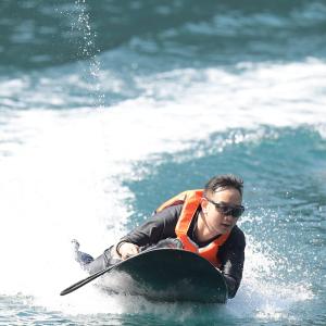 110cc Motorized Petrol Gas Powered Surfboard Jet Board Motor with and Customized