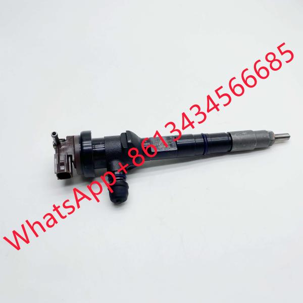 15021530A1 Diesel Common Rail Fuel Injector 15021-530A1 05B08256