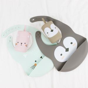 Buy cheap Waterproof And Easy To Clean Silicone Baby Bib for 0-4 Years Old printed animal pattern silicone feeding bib from wholesalers