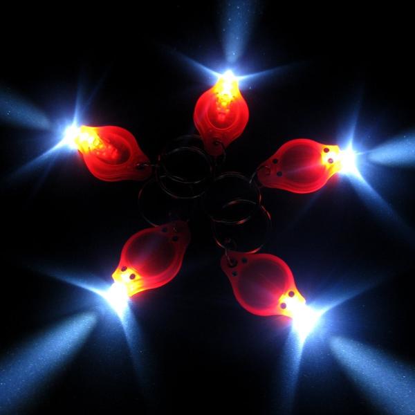 Buy cheap Versatile LED Keychain Flashlight 30 - 50 Hours Continuous Lighting Time from wholesalers