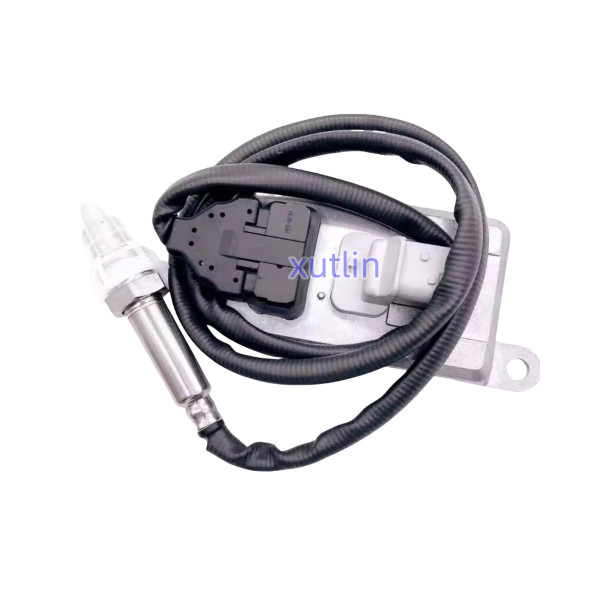 Buy cheap Auto Engine Spare Engine Nitrogen Nox Oxygen Sensor 24V For Benz Truck OEM A0101539628 0101539628 5WK96659C from wholesalers