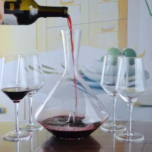 Buy cheap Hand Blown Crystal Wine Glass Set from wholesalers