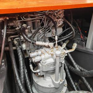 Buy cheap Used Hitachi 200 Excavator: Reliable Second-Hand Heavy Machinery for Construction & Mining from wholesalers