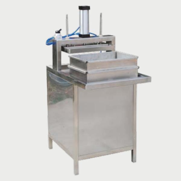 Fresh Soybeans Tofu Four-station Pneumatic Forming Machine with and Small Size Design