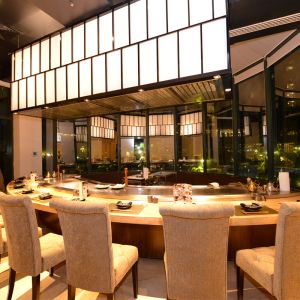 Buy cheap Stainless Steel Teppanyaki Grill Table with 450*420mm Cooking Area Electrostatic Oil Fume Purifier and Customized Logo from wholesalers