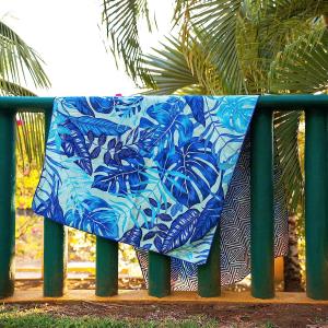 Buy cheap Sublimation Sand Proof Beach Towels With A Zip Pocket Recycled Microfiber Swimming Pool Summer Beach Towel With Bag from wholesalers