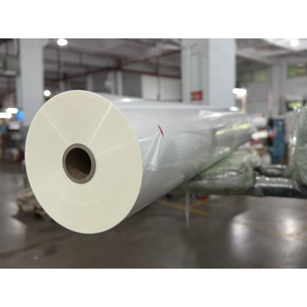 Quality Waterproof and Scratch Resistant PET Thermal Lamination Film with High Clarity for Photography Lamination for sale