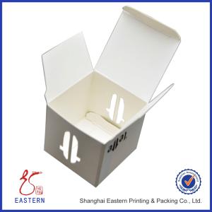 Buy cheap White Concise Pantone Printing Macaron Paper Box With Logo Window from wholesalers